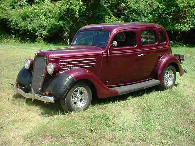 1935 Ford 